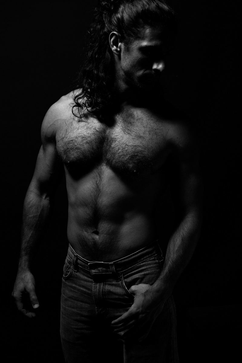 Male model photo shoot of Lou Bianchi