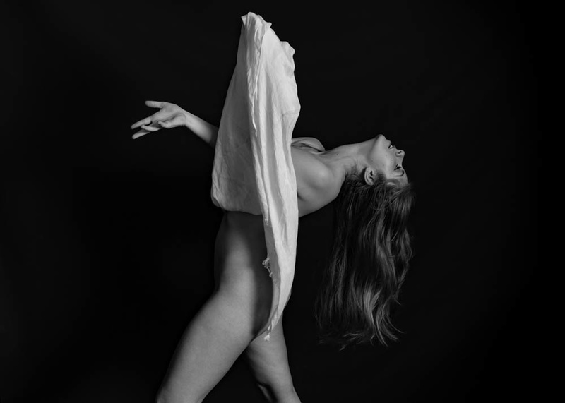 Female model photo shoot of HildeRew369 by foxphotoart in New York