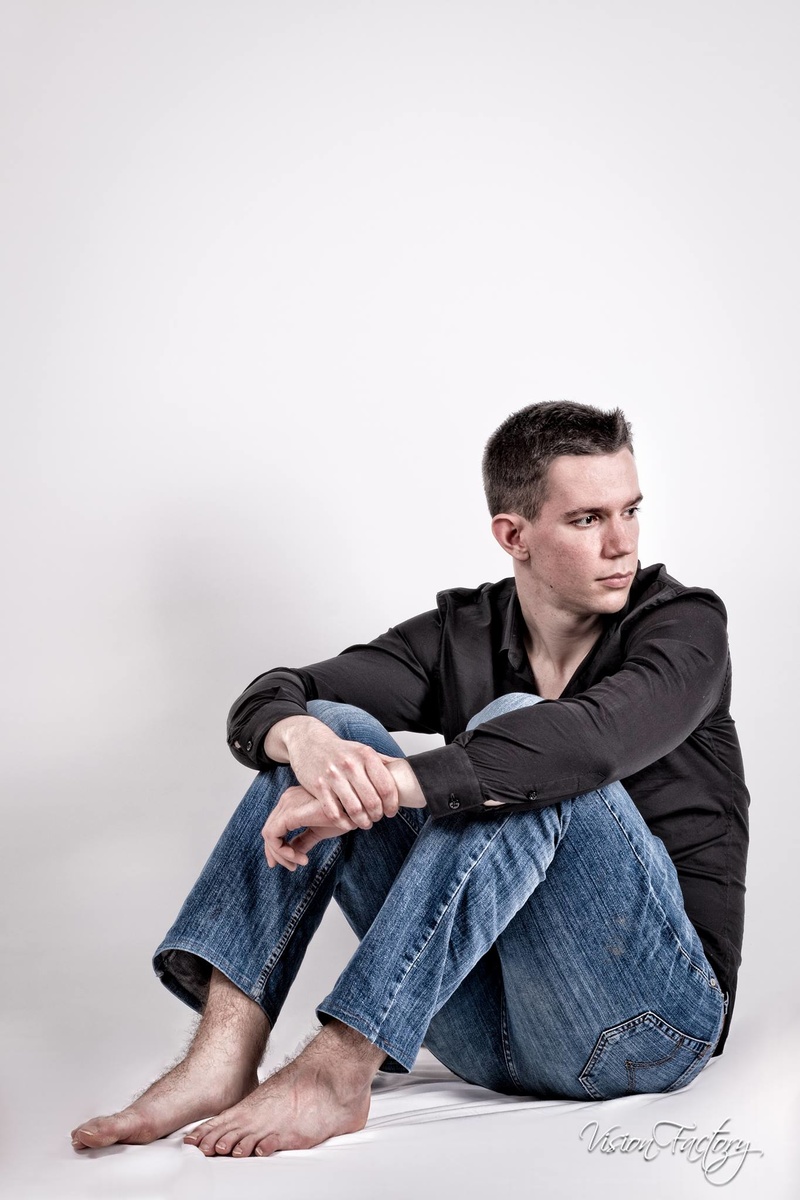Male model photo shoot of YannVD