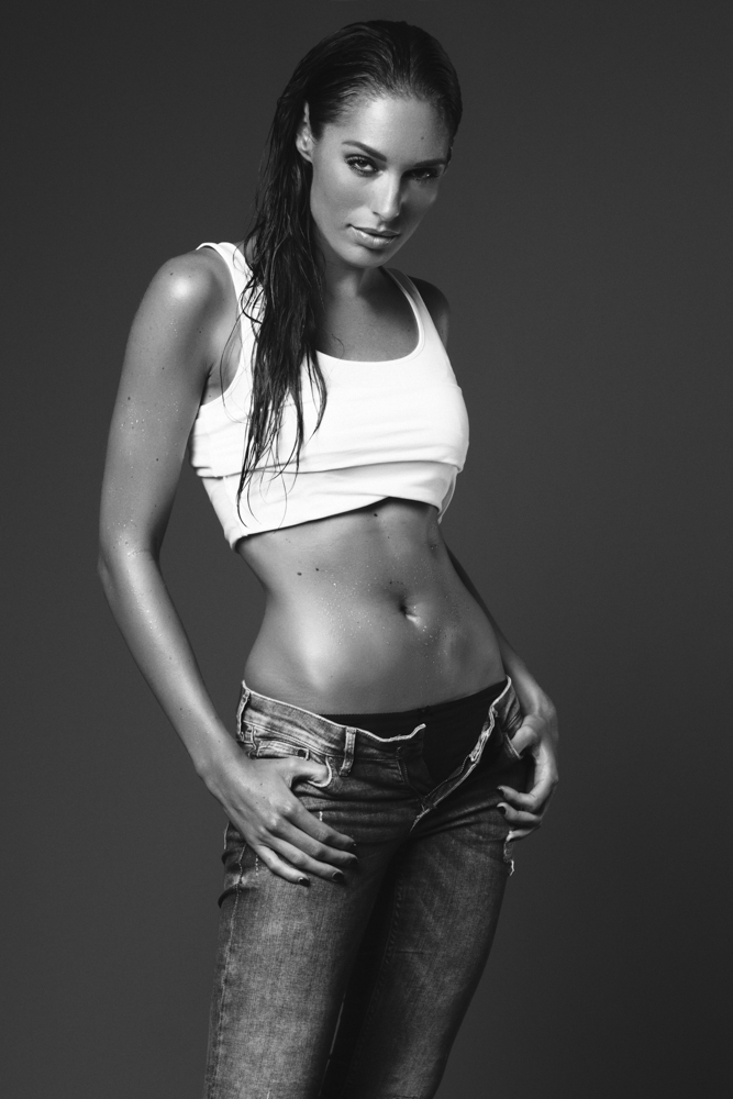 Female model photo shoot of Mandy Glasbergen