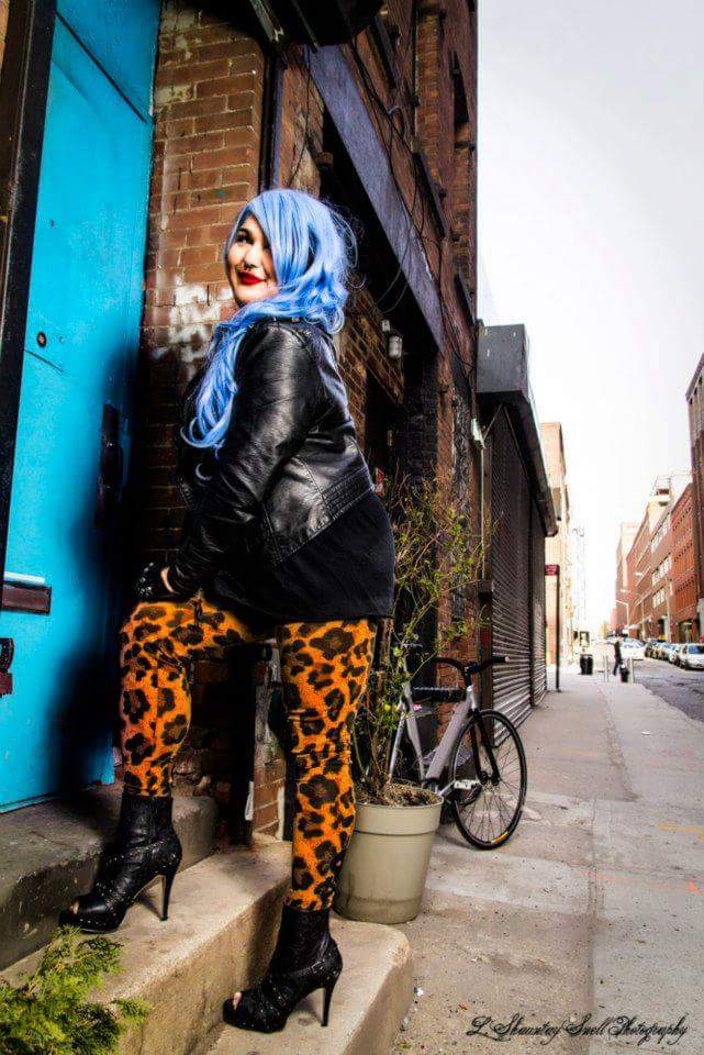 Female model photo shoot of Tigerpoised