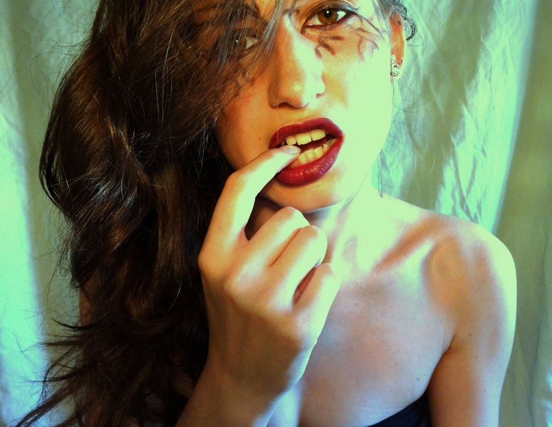 Female model photo shoot of Gabriela Miruna