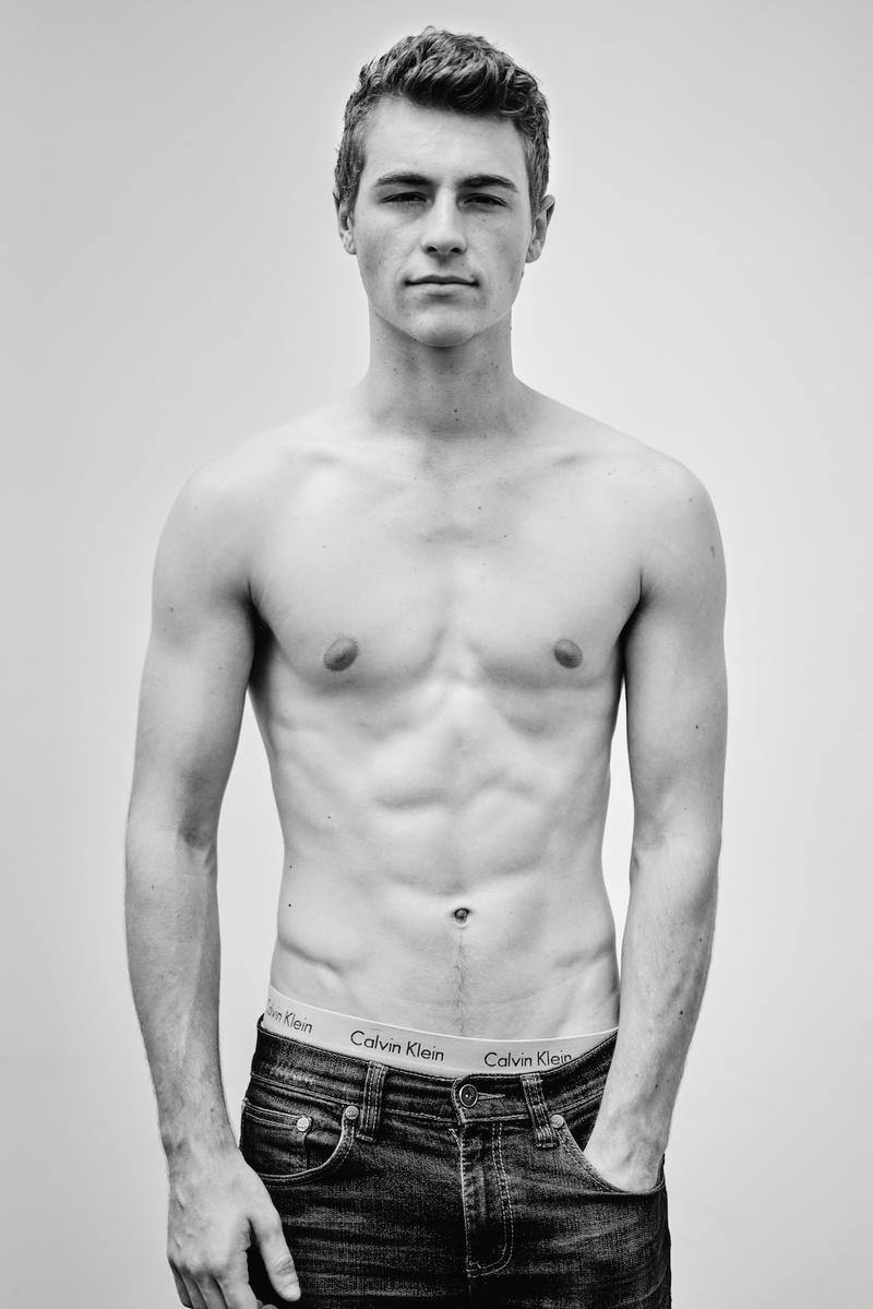 Male model photo shoot of Brettski3