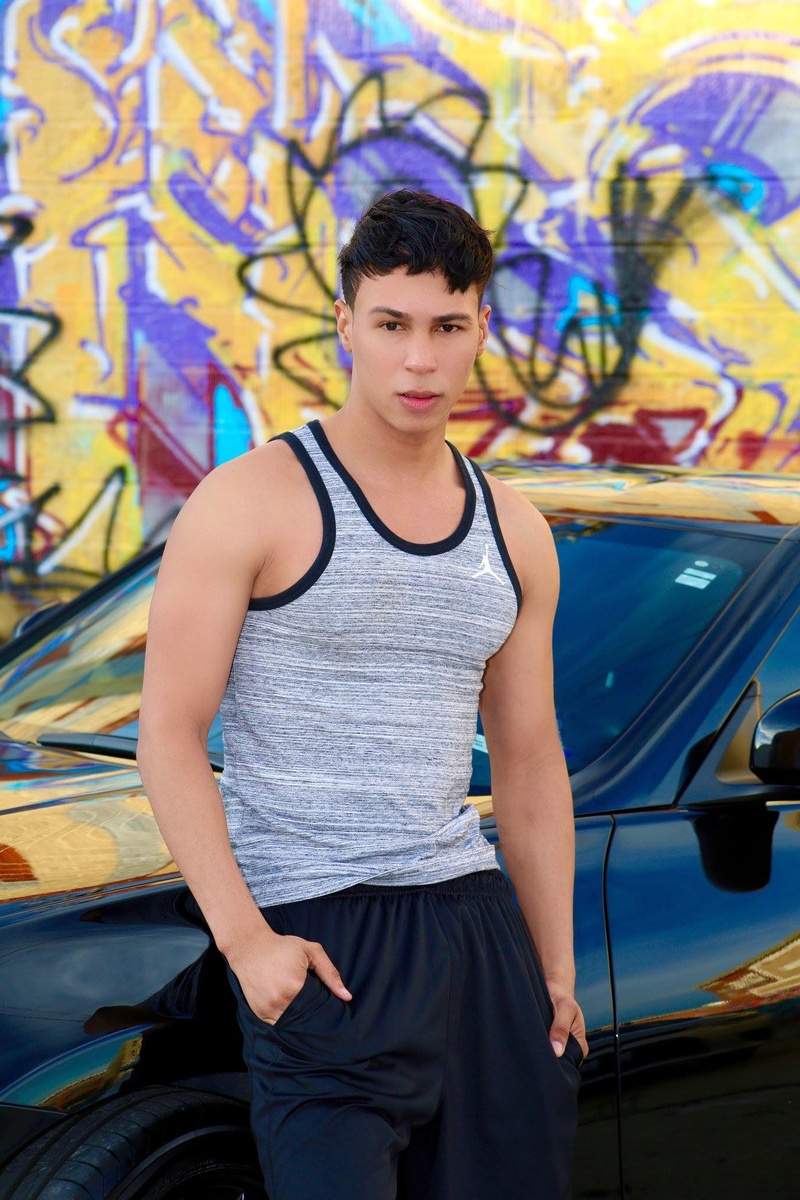 Male model photo shoot of Santiago Figueroa