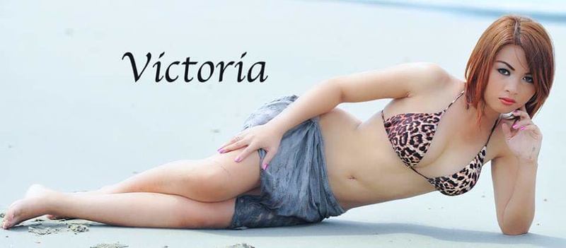 Female model photo shoot of Victoria Valera 