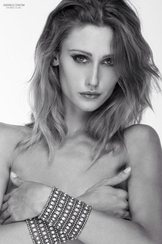 Female model photo shoot of Olga Boyko
