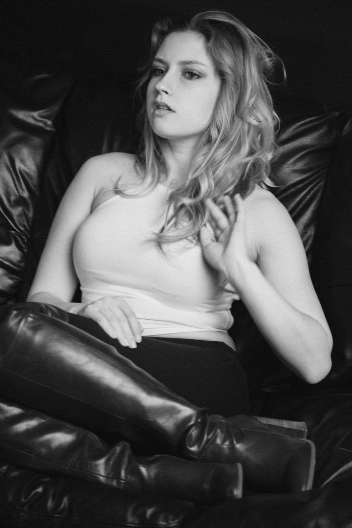 Female model photo shoot of shataracro