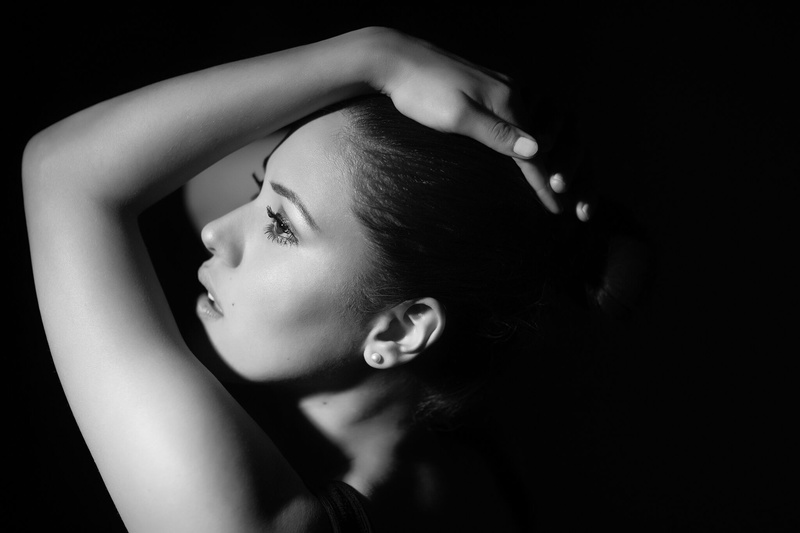 Female model photo shoot of imuri by dqhannah