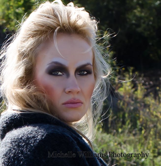 Female model photo shoot of Michelle Williams 337