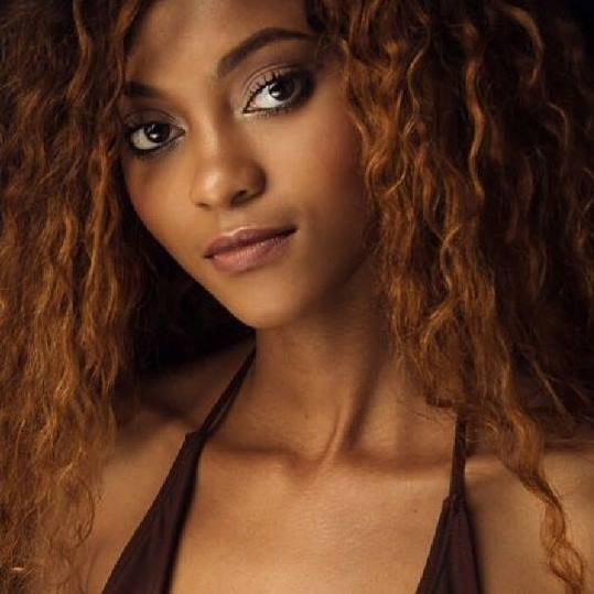 Female model photo shoot of Jamaica Tiona