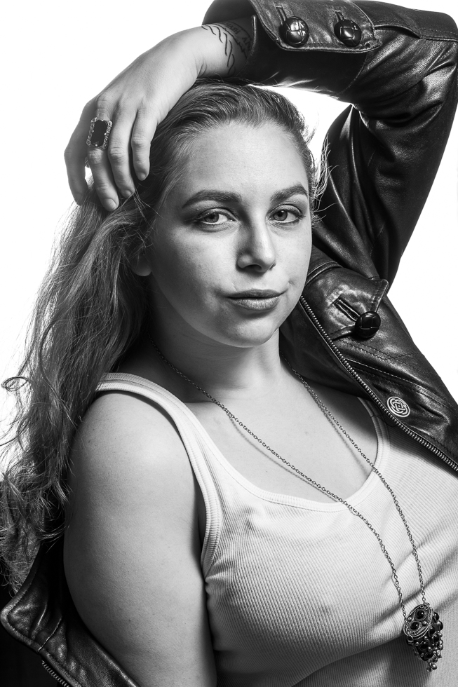 Female model photo shoot of Chelsea Renaldi