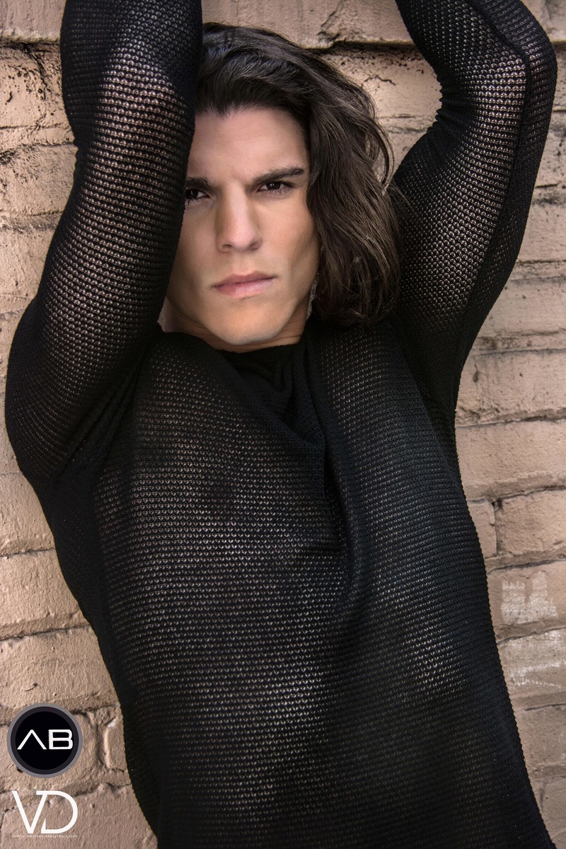 Male model photo shoot of Verner Degray