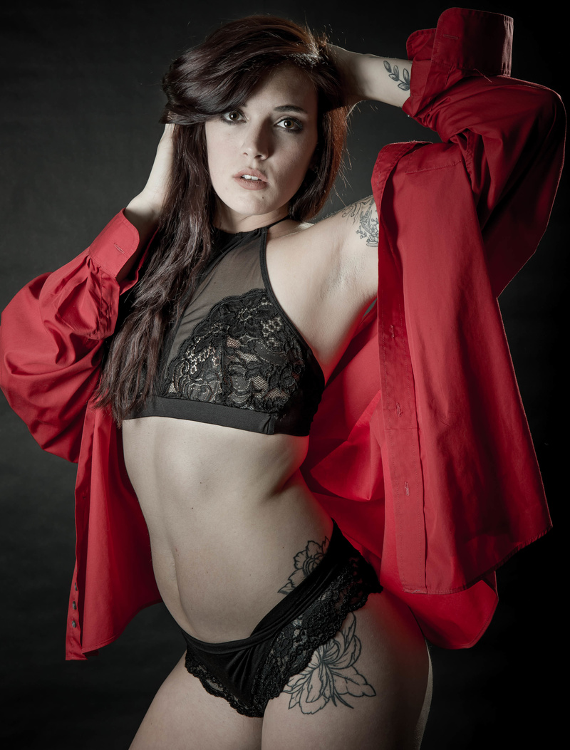 Female model photo shoot of Mandy Dudley Photography