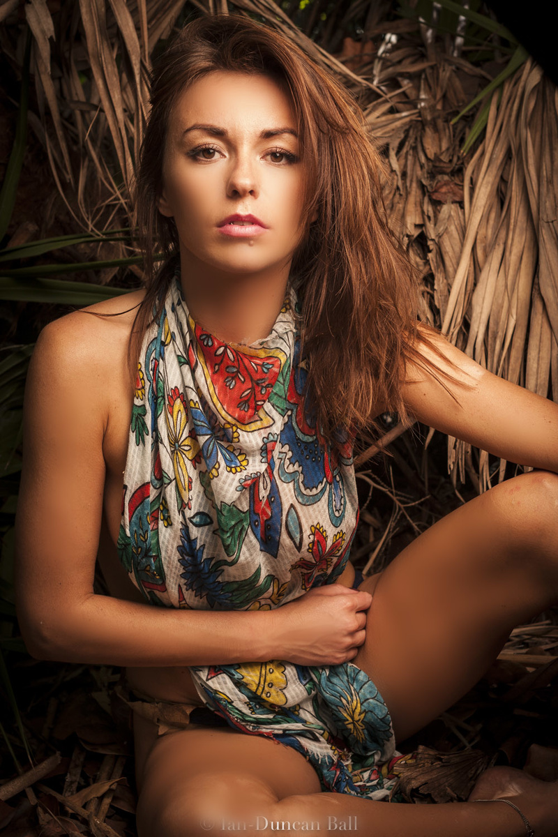 Female model photo shoot of CristinaGabriela by Duncan