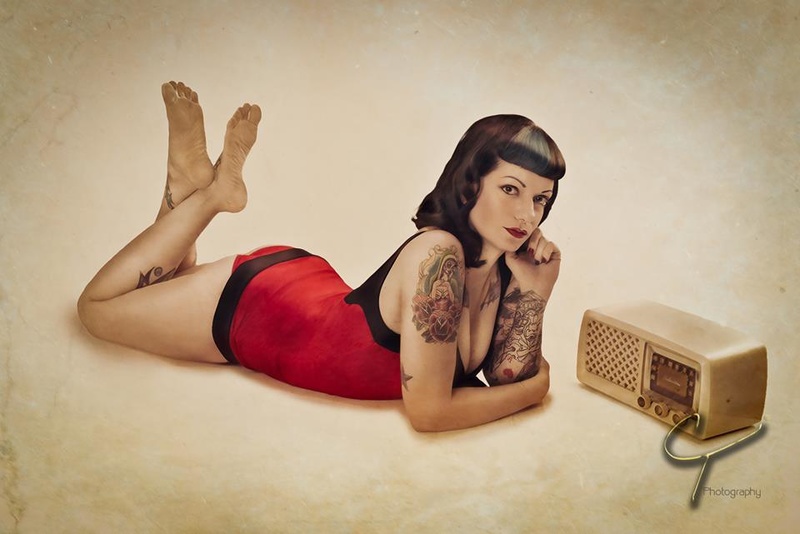 Female model photo shoot of Batz Domino by Chris Pix