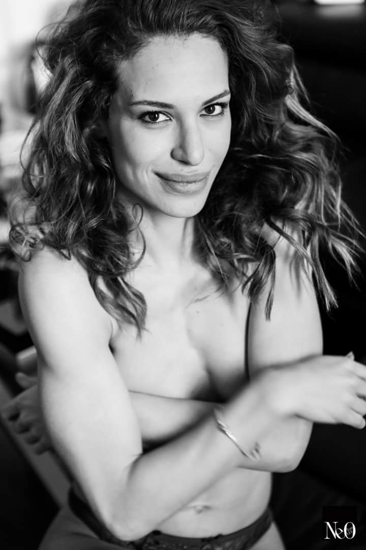 Female model photo shoot of Tatiana Romanova
