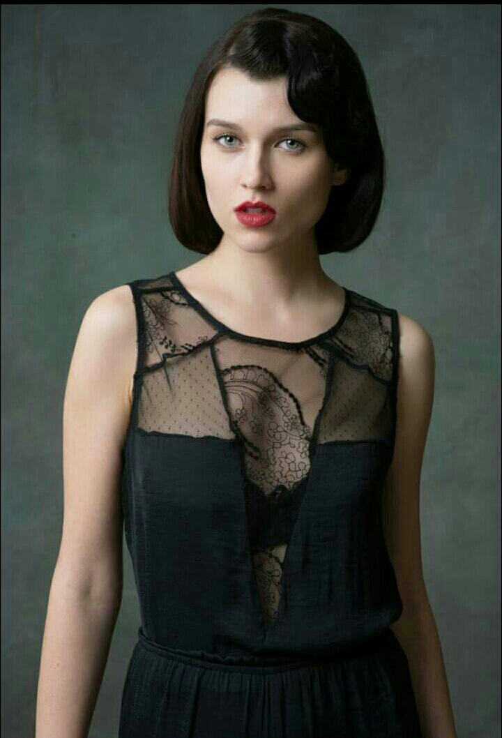 Female model photo shoot of Nelly Chunchukova in Paris, France