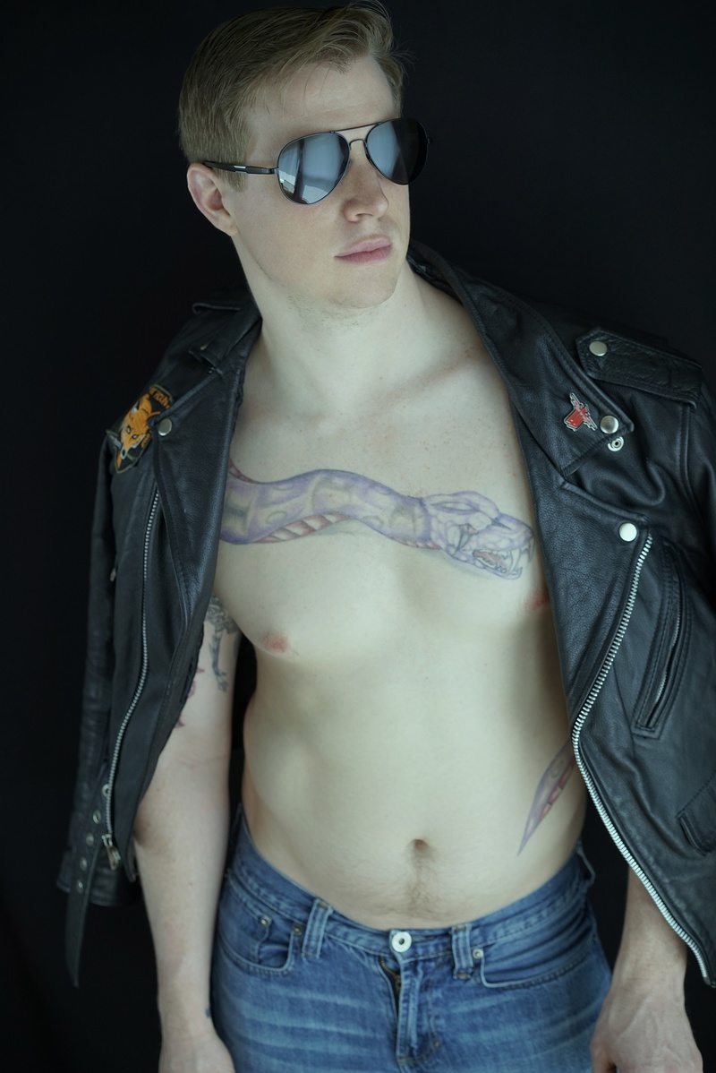 Male model photo shoot of Talkbackxx