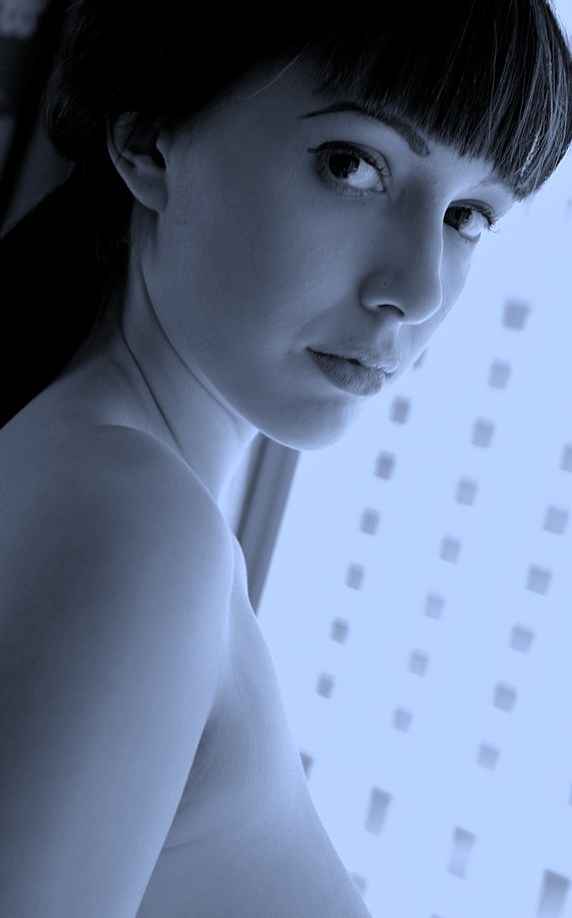 Female model photo shoot of Shelby Quino
