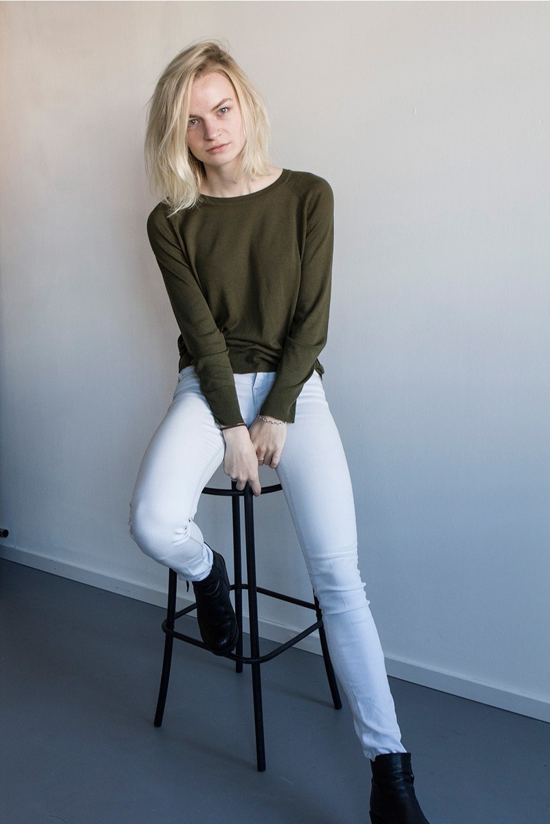Female model photo shoot of SonjavNieuwenhuizen