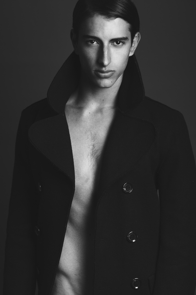 Male model photo shoot of Santiago Arenas Henao