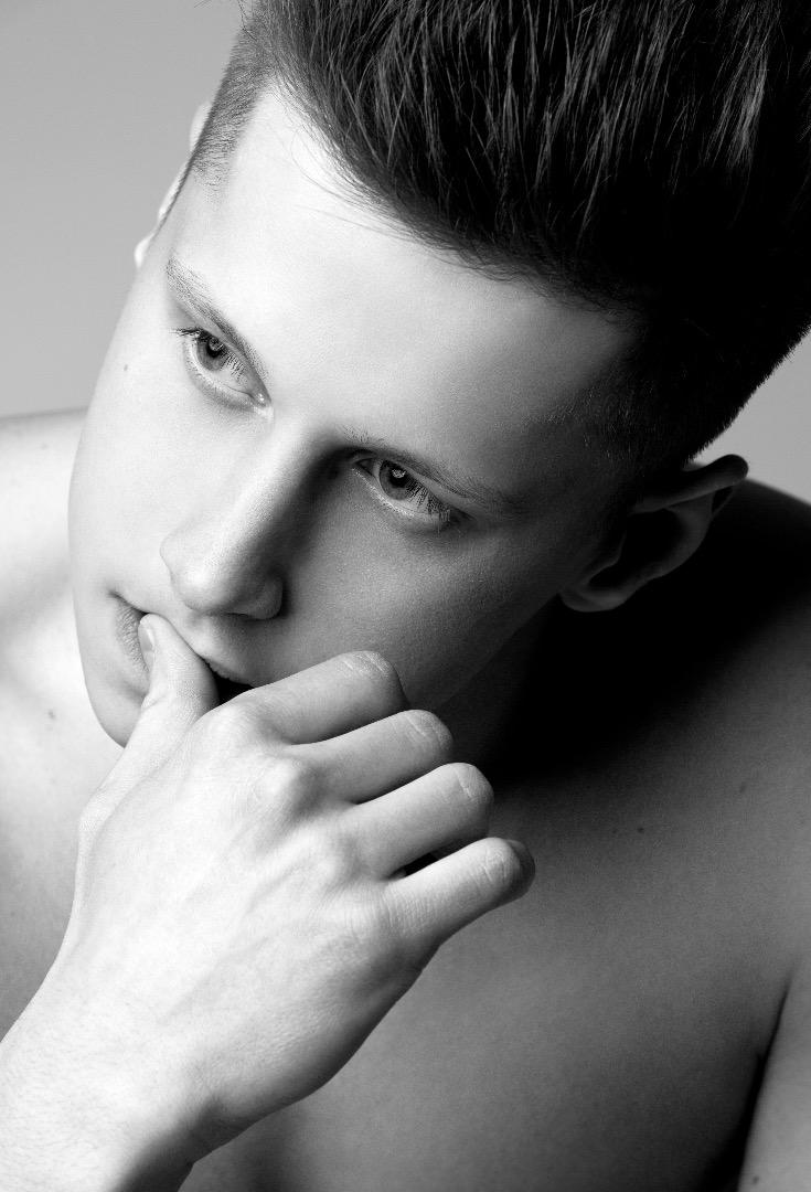 Male model photo shoot of Maksym Voznyuk