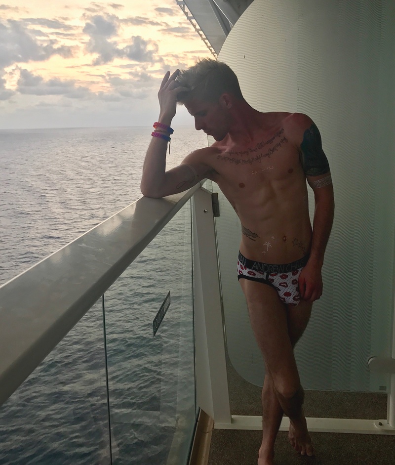 Male model photo shoot of Pauly Walnutzz in Atlantic Ocean/Cuba