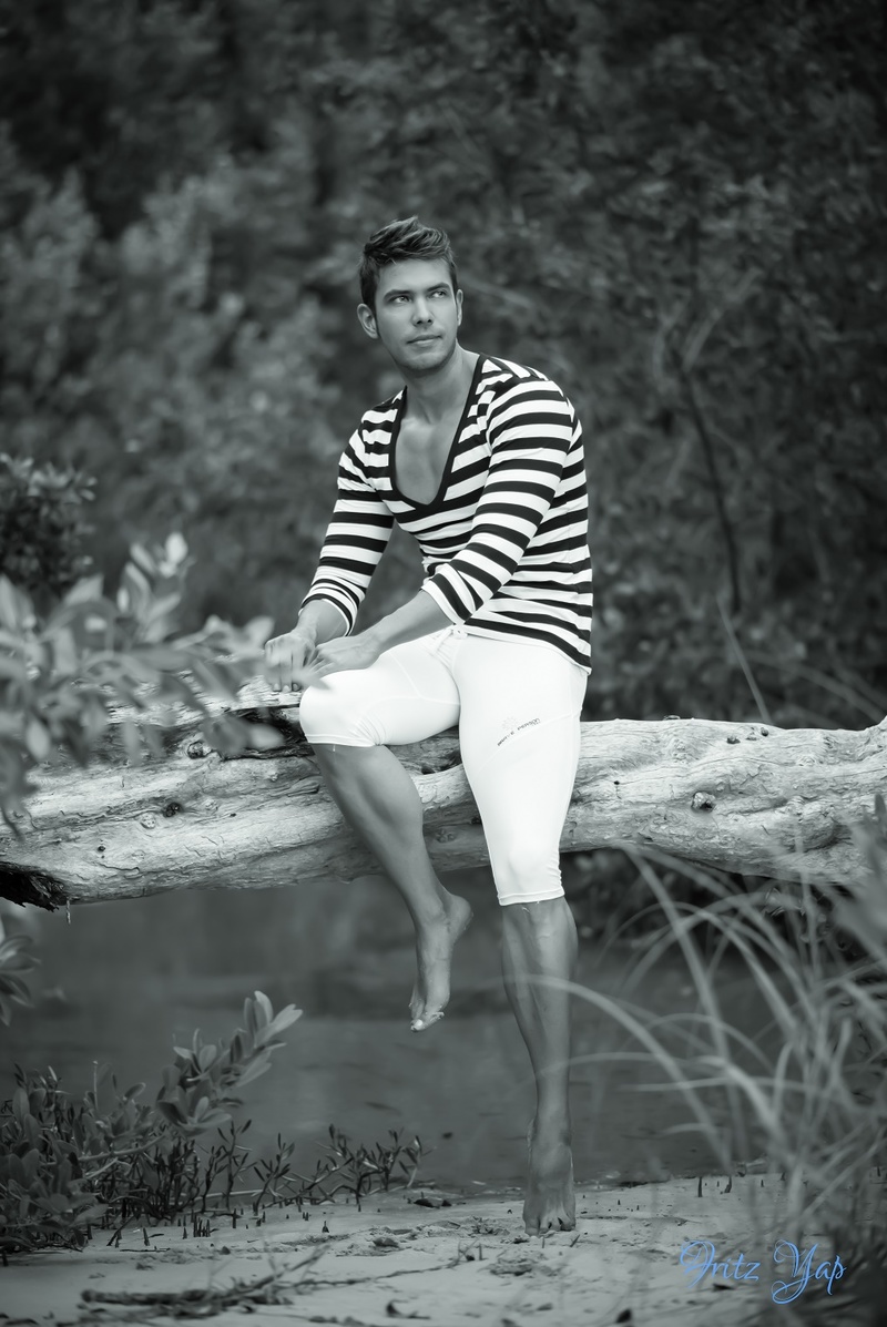 Male model photo shoot of Luis Felipe Branford in FT lauderdale