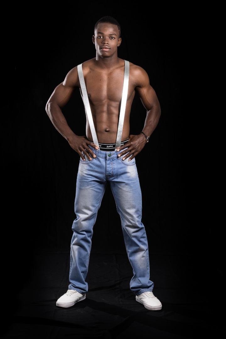 Male model photo shoot of PrineAnthony