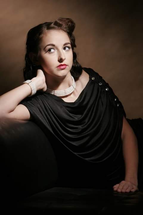 Female model photo shoot of Elizabeth Vanderheyden