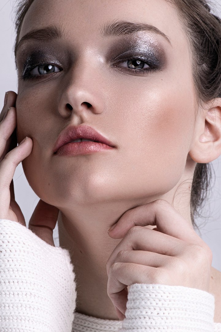 Female model photo shoot of Miroslava Alexandrova