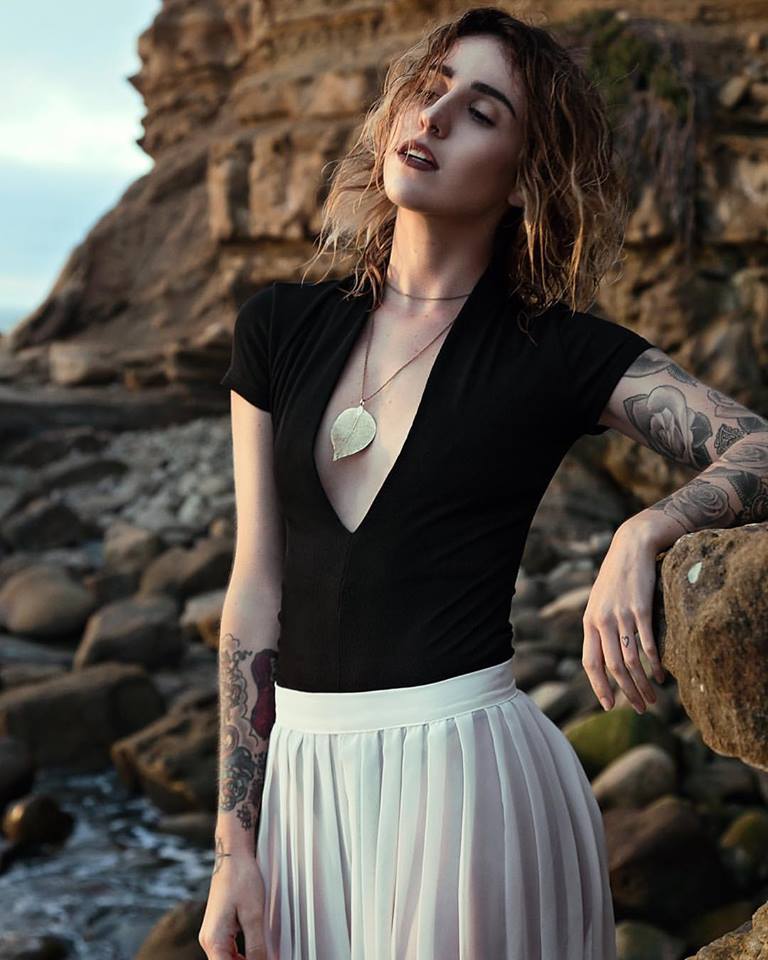 Female model photo shoot of DanielleMulloy