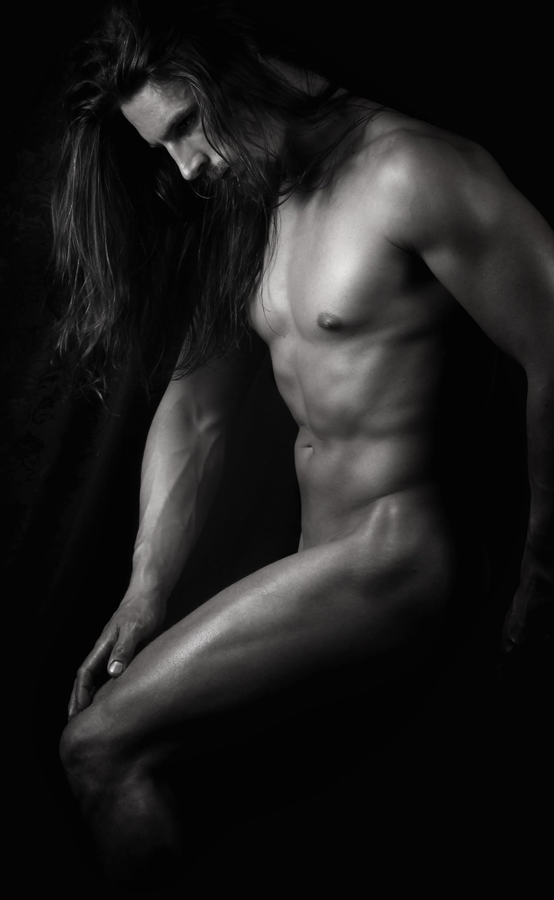 Male model photo shoot of Alain Honnebier