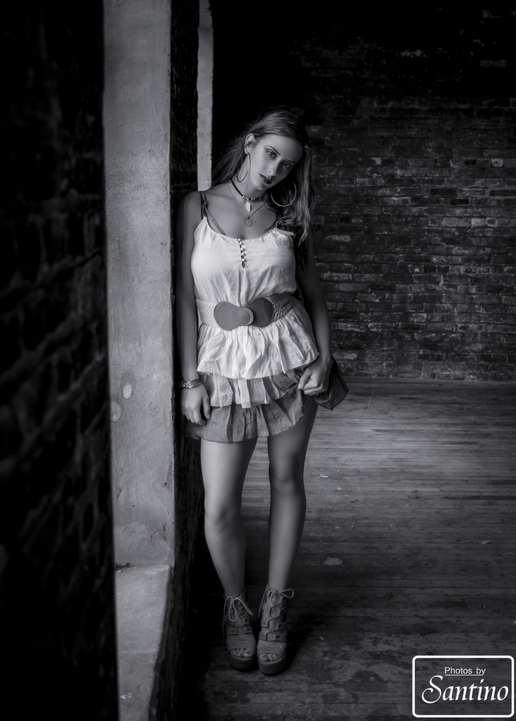 Female model photo shoot of Hannah McClean by Photos by Santino