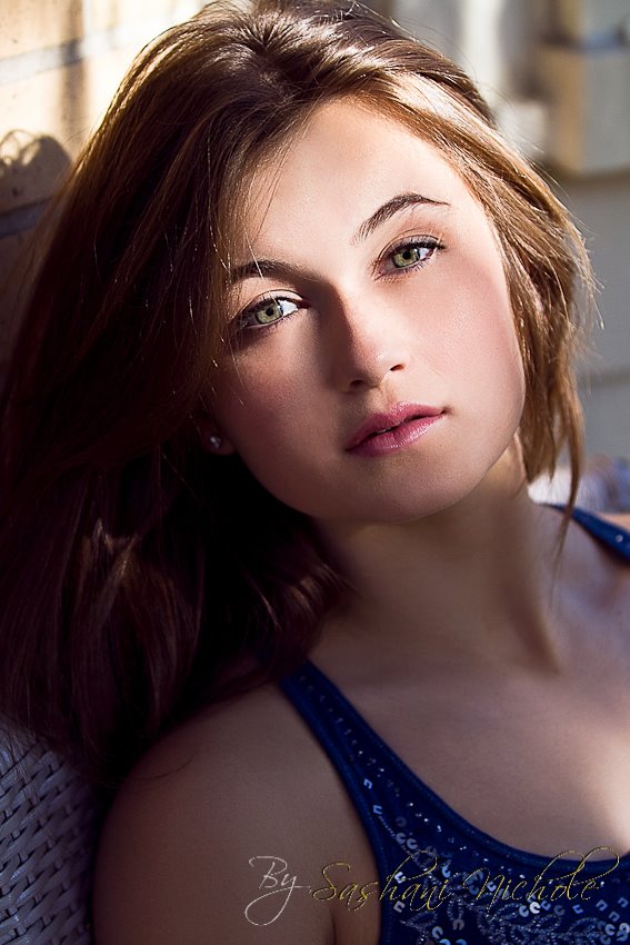 Female model photo shoot of Dani Newel