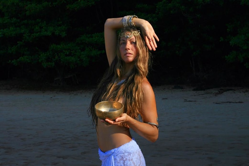 Female model photo shoot of Eyesoflove22 in Kauai