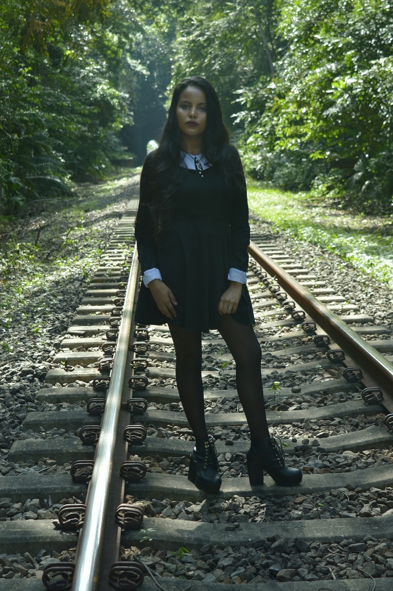 Female model photo shoot of Divine Holocaust in Miraflores