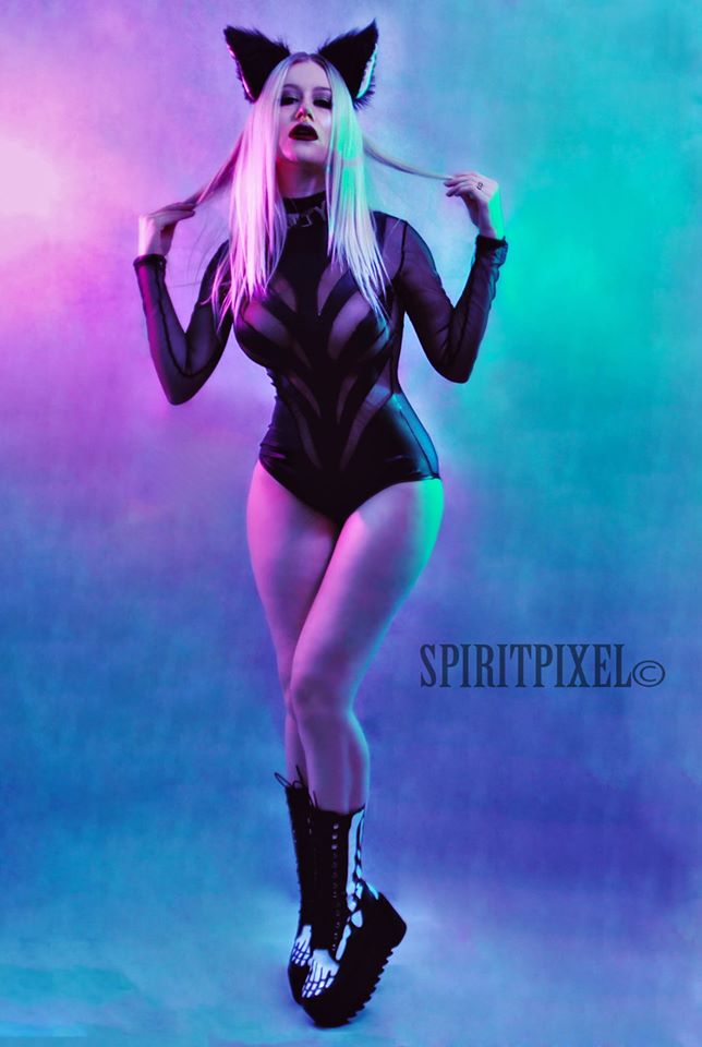 Female model photo shoot of Heather Spiritpixel