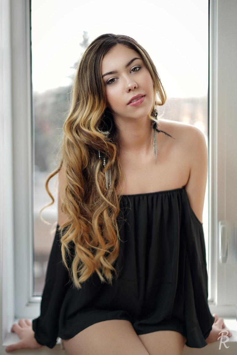 Female model photo shoot of Mariana Salazar Duque