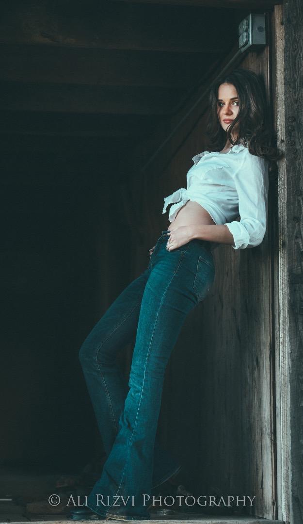 Female model photo shoot of Liliya0061
