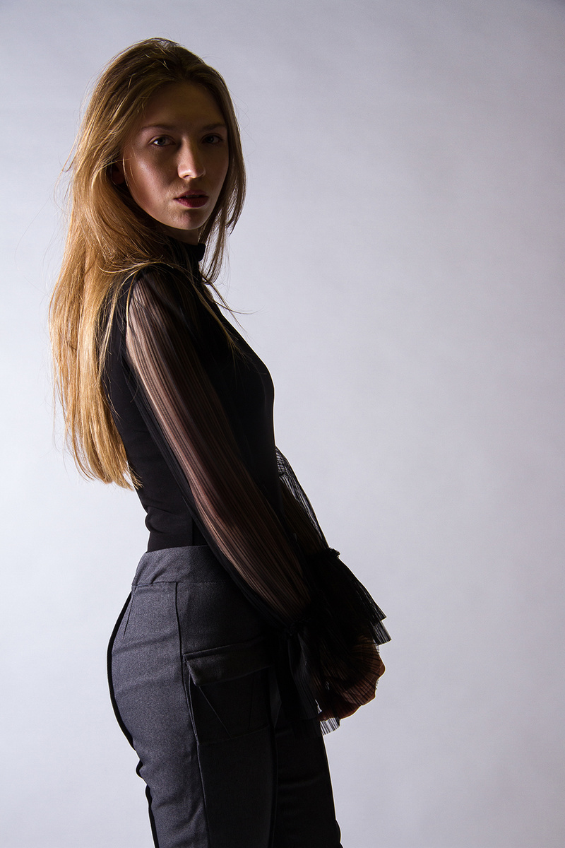 Female model photo shoot of laurajclowes in Birmingham