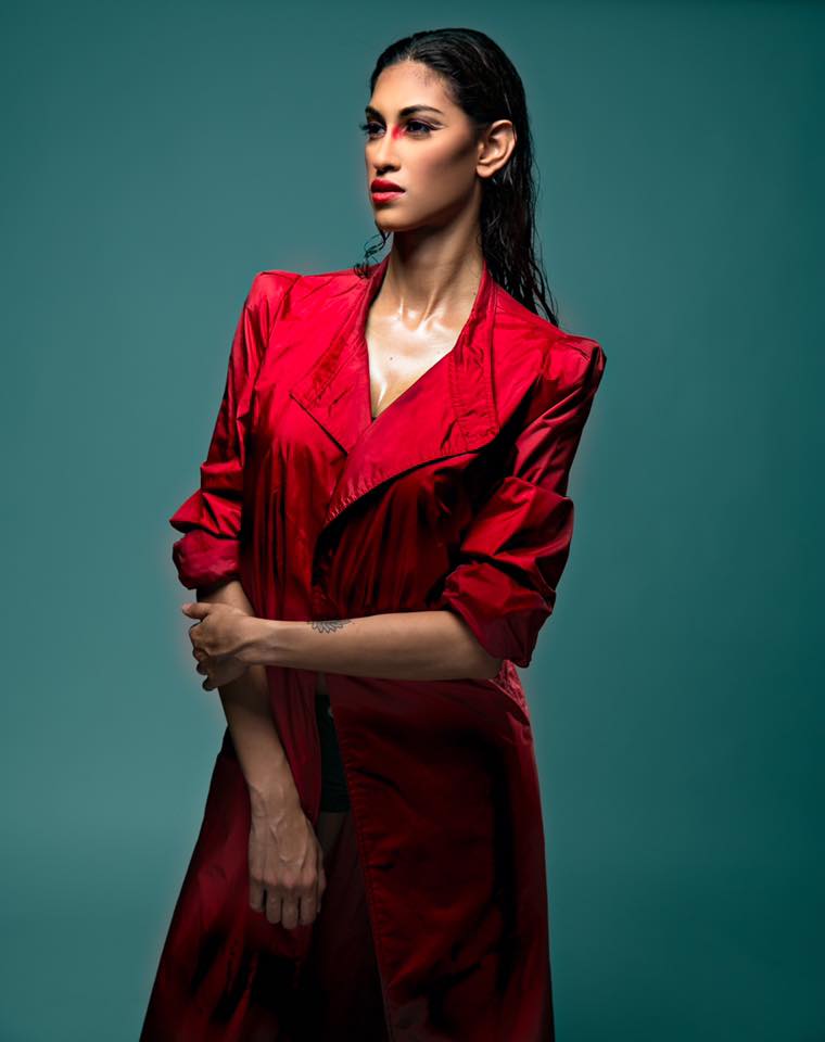 Female model photo shoot of Jennifer Wahba