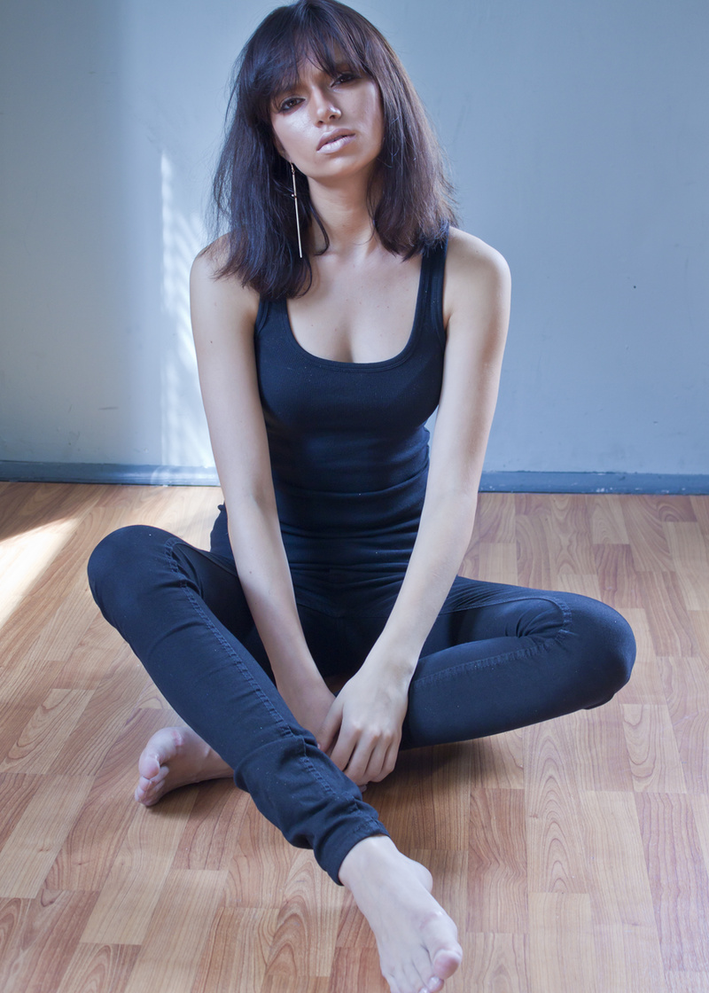 Female model photo shoot of regenna  in Newyork