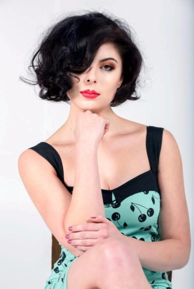 Female model photo shoot of ivana_slapaho