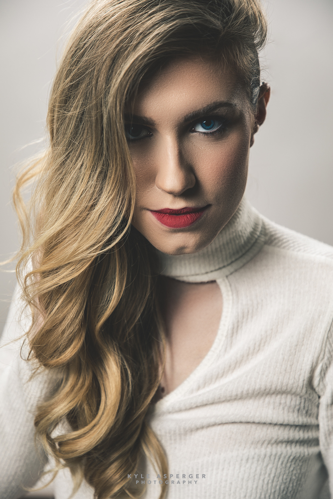 Female model photo shoot of CateWallhead