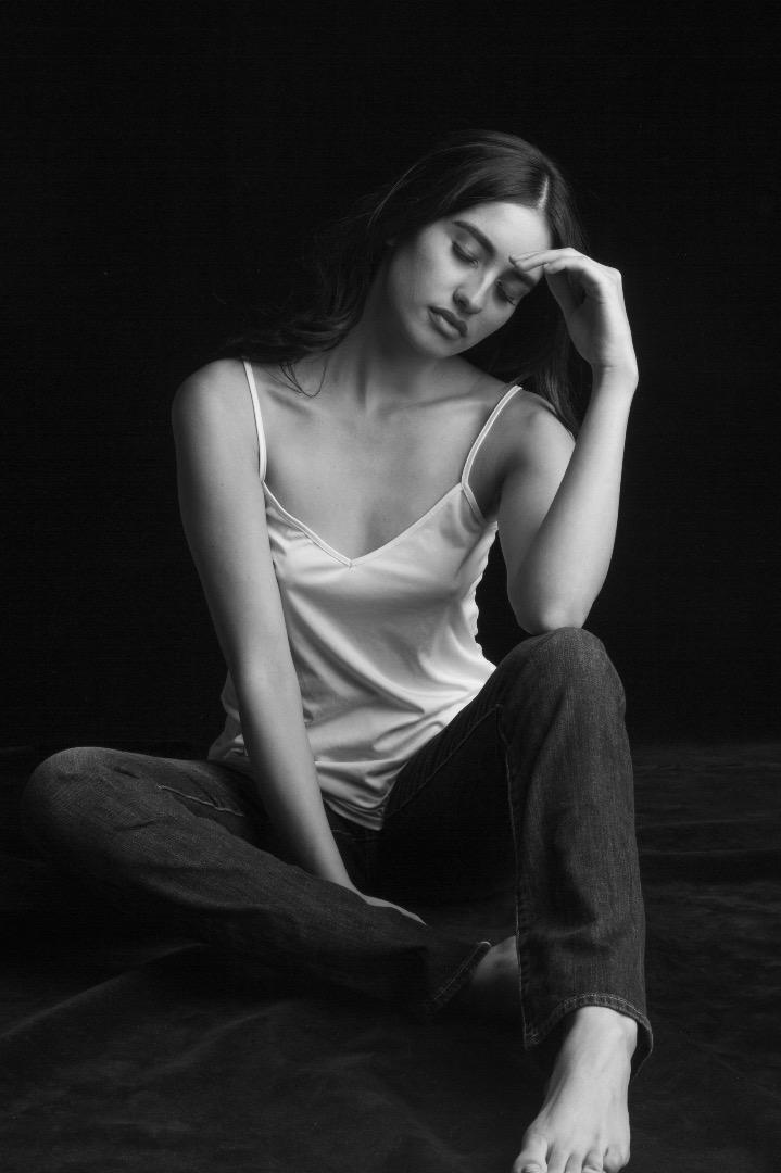 Female model photo shoot of Jenna Rae