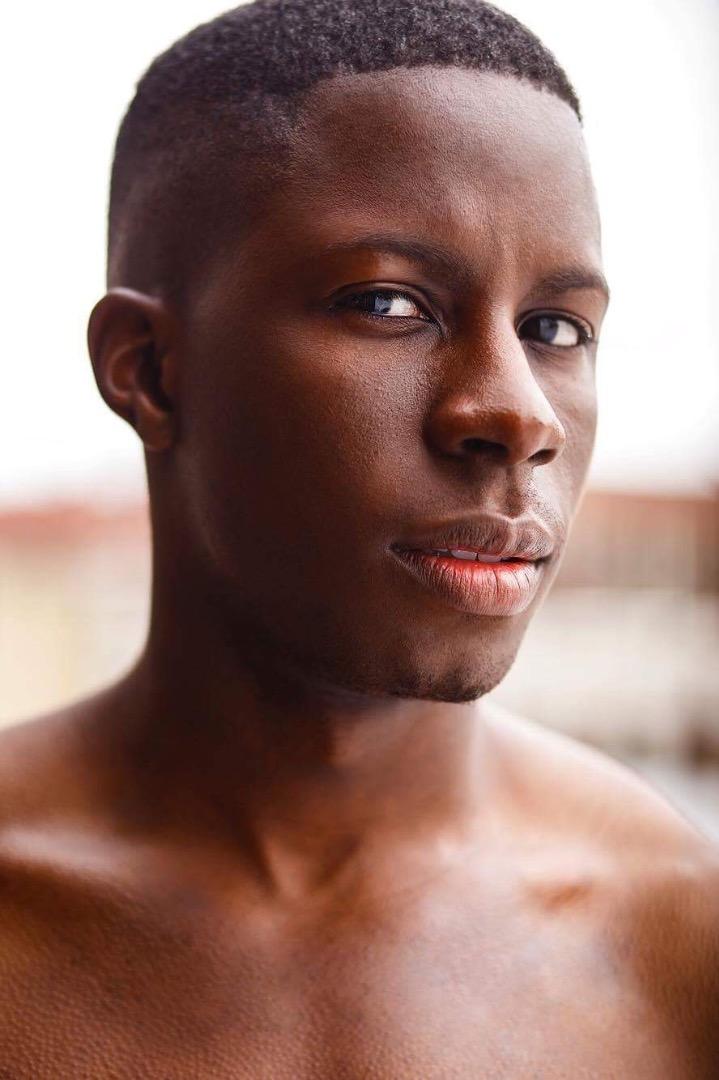 Male model photo shoot of Daryl Rashad