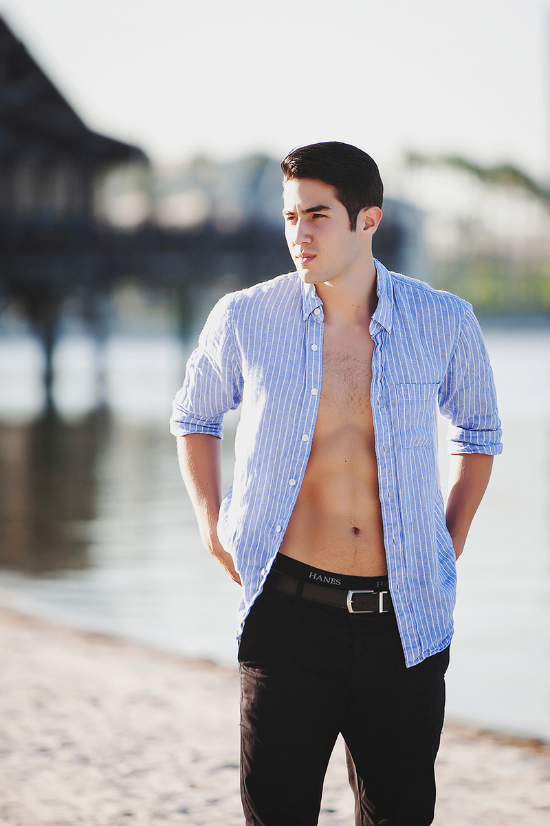 Male model photo shoot of Carlos H Rello