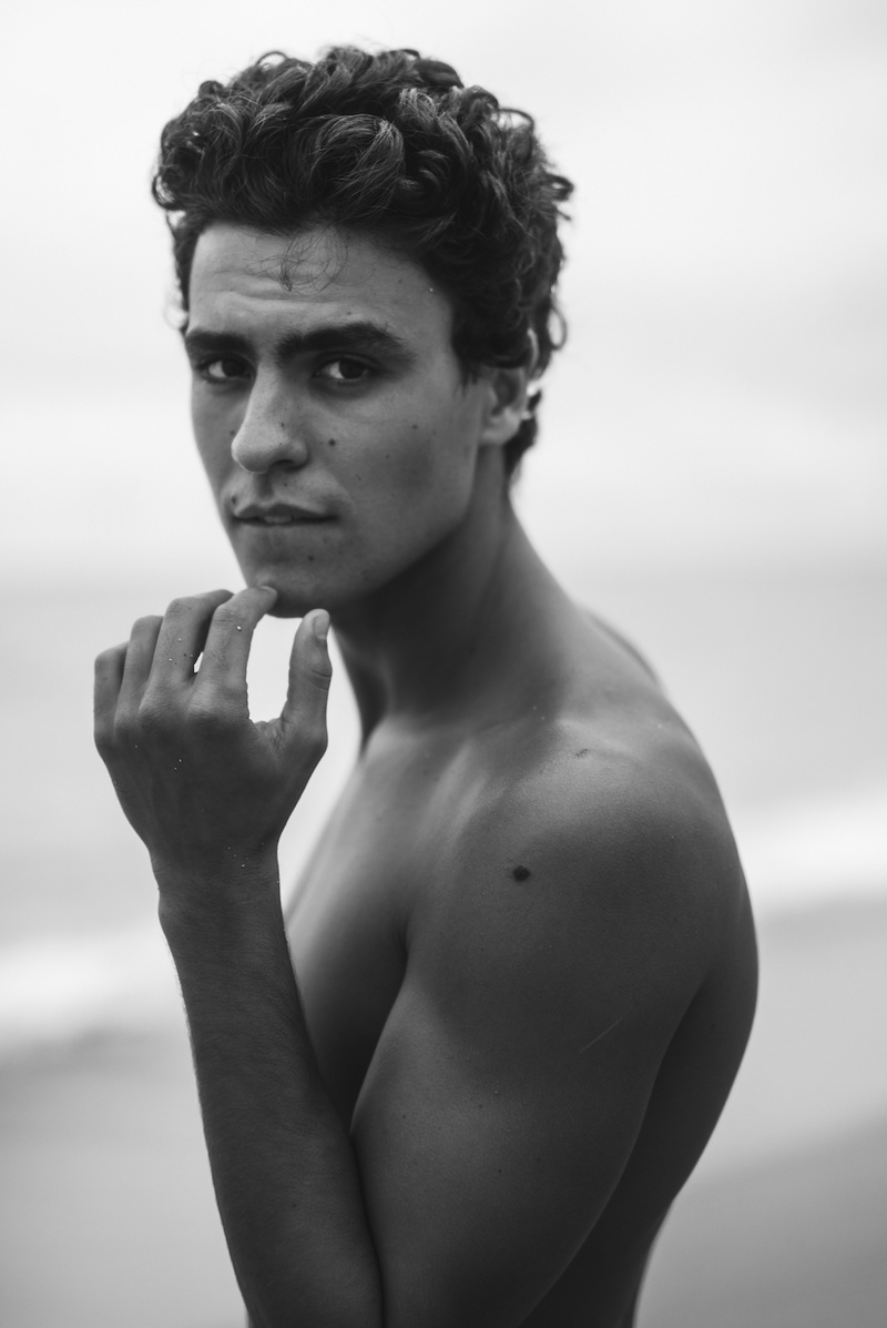 Male model photo shoot of Shen Kai in Maui, Hawaii