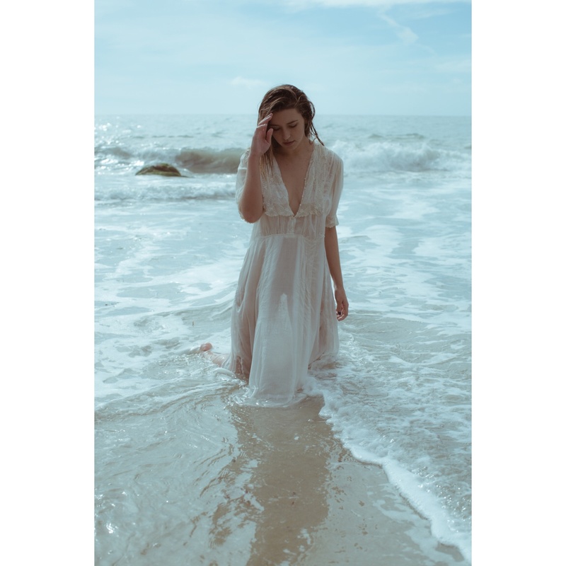 Female model photo shoot of MeliaRenee in Laguna Beach
